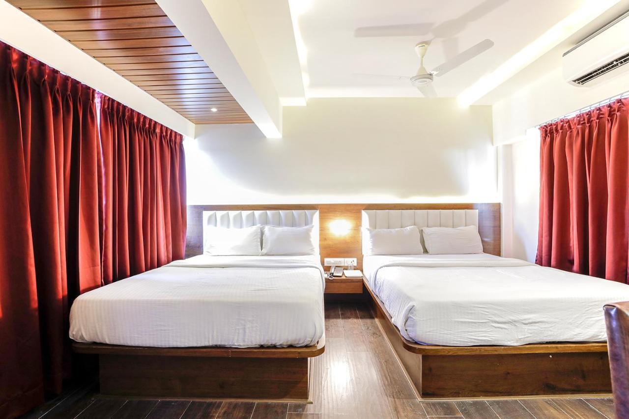 Hotel Ratna Mahal มุมไบ ภายนอก รูปภาพ